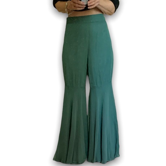 Amazing Vintage Elephant Bell Bottom Green Pants Size Small - Picture 1 of 16